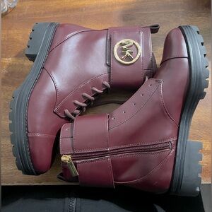 NWOB New Michael Kors Tatum Maroon Combat Lace Up Logo Women Boots Size 6